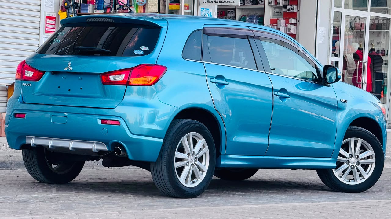 MITSUBISHI RVR thumbnail 11